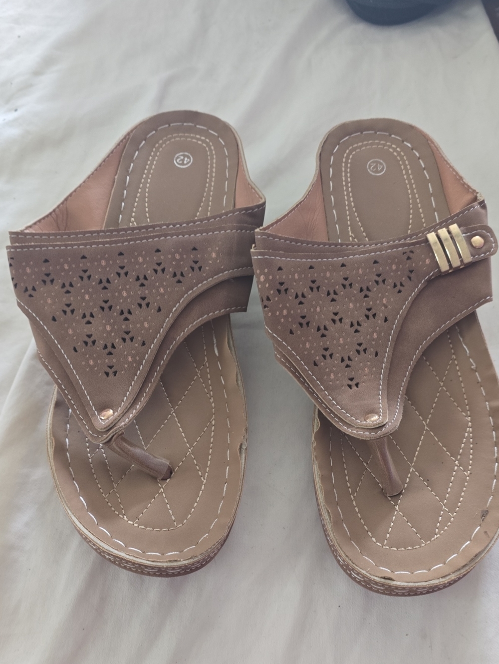 Women's Brown Wedge Thong Sandals
